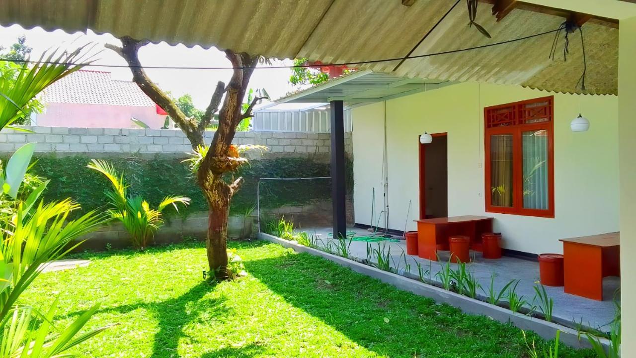 Penginapan Prambanan Trisan Randugunting Екстериор снимка
